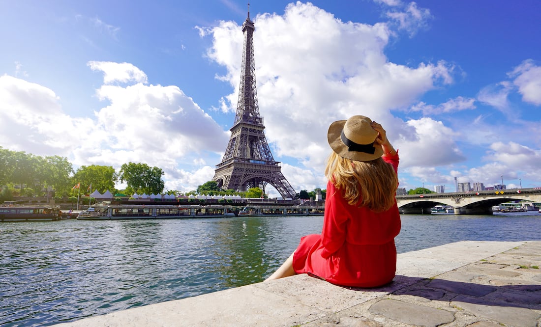 Torre Eiffel. ¿Por qué está cerrada? ¿Hasta cuándo habrá acceso para los turistas?. iStock/Zigres