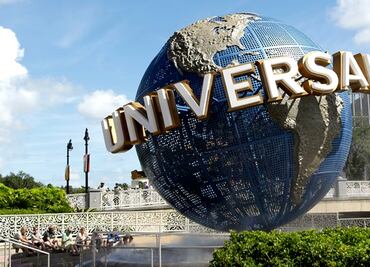 Reconocen auxilio de empleada de Universal Studios a niño con autismo