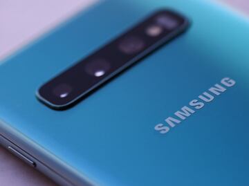 Bloqueo de celulares Samsung: Qué es el mercado gris y cómo saber si un teléfono se bloquea