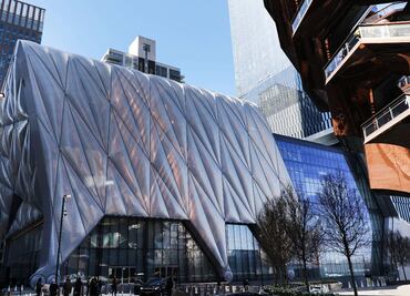 Hombre vestido con burka roba joyas por 1 millón de dls en NY