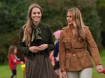 Melania Trump y Kate Middleton son el epítome de la moda; lucen en looks combinados en encuentro con scouts