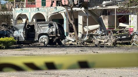 FGR abre investigación tras ataque con coche bomba en Coahuayana, Michoacán, que dejó 5 muertos y 12 heridos