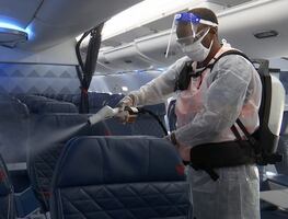 La clave para reducir en 57% el riesgo de contagio en aviones