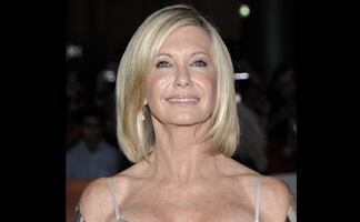 Olivia Newton John, una dama reconocida por el Imperio Británico