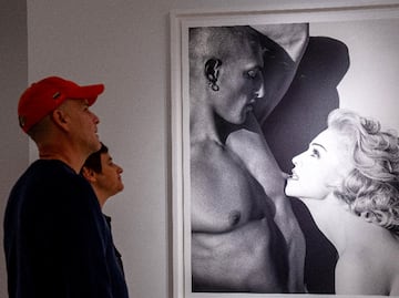 Mayoría de fotos eróticas de Madonna de su libro "SEX" no encuentran comprador en subasta