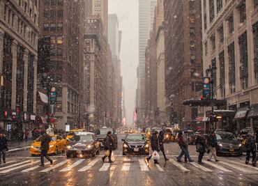 Alerta en Nueva York: Tormenta de nieve amenaza con hasta 20 centímetros el martes