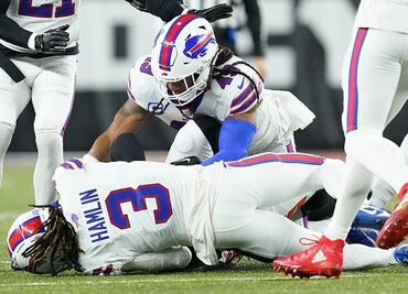 Damar Hamlin, de Bills, en estado crítico tras dramática lesión en NFL