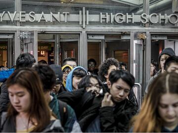 Coronavirus. NY se niega a cerrar colegios pese a 154 infecciones