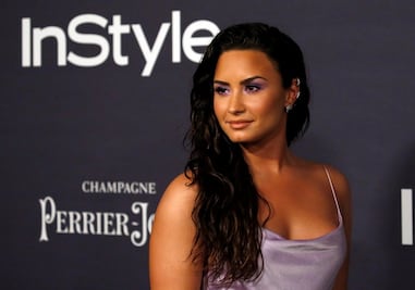 Demi Lovato deslumbra con vestidos y habla sobre Wilmer Valderrama
