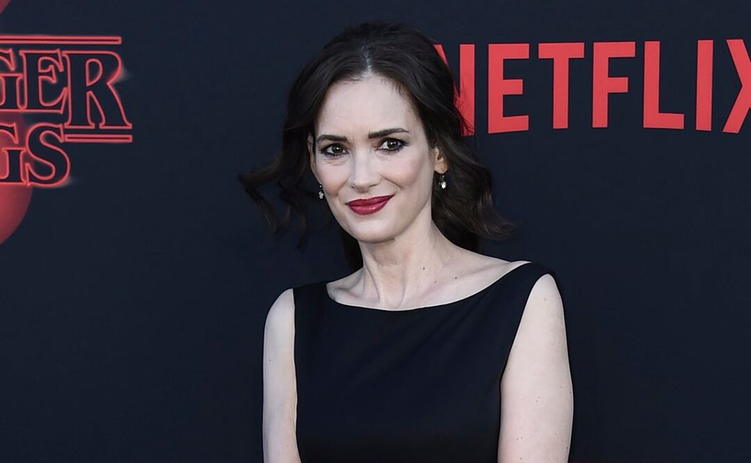 Winona Ryder regresa a su personaje como Lydia Deetz en la secuela de Bettlejuice. Foto: AP