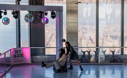 Patinaje en hielo sobre un rascacielos, la última atracción de Nueva York
