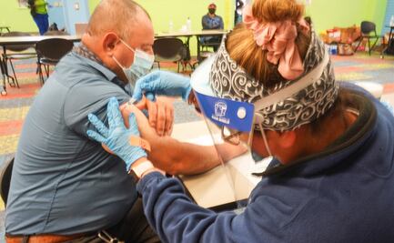 Covid-19: Ciudad de Texas invita a mexicanos a vacunarse gratis