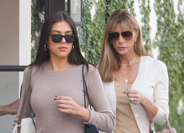 Hija de Sylvester Stallone conquista Beverly Hills con ajustado vestido de otoño