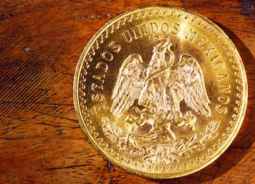 Piden hasta 100 mil pesos por centenario de oro mexicano de 50 pesos