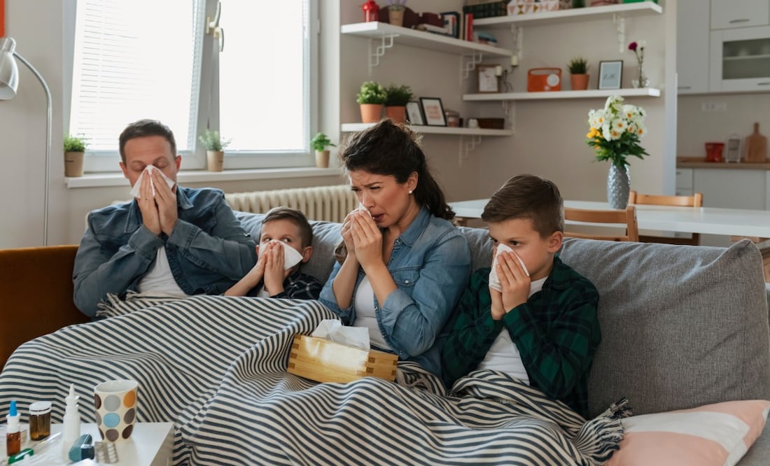 ¡Alerta de verano! Resfriados y la nueva variante de COVID-19 Stratus se disparan en Estados Unidos. Foto Canva