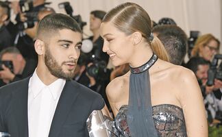 Gigi Hadid y Zayn Malik reciben a su bebé con tierna foto