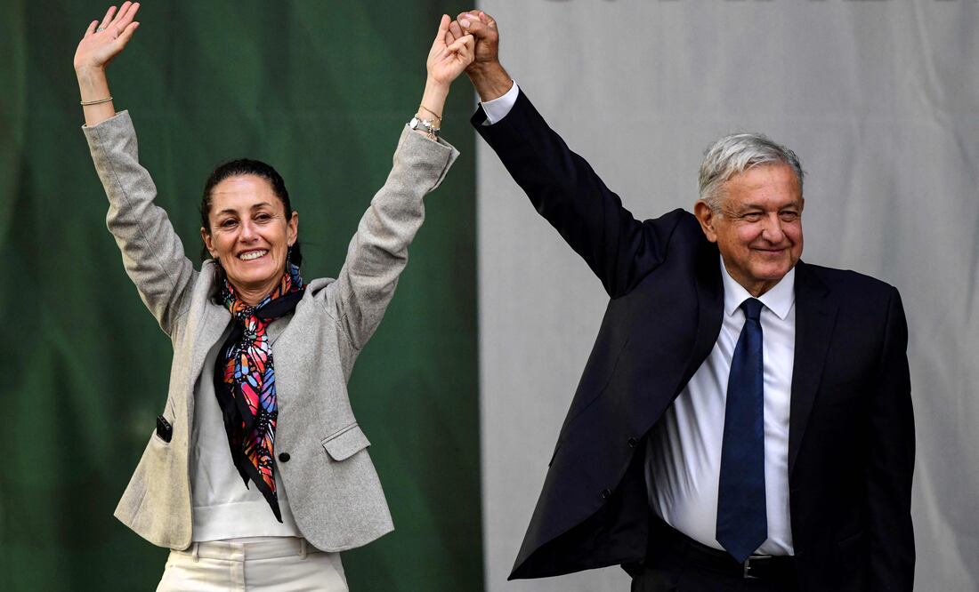 Sheinbaum cierra 2024 defendiendo el legado de AMLO y de México ante Estados Unidos. Foto: AFP