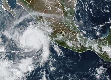 VIDEO. Roslyn toca tierra como huracán categoría 3 en Nayarit