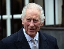 Rey Carlos III cancela compromisos tras efectos secundarios de su tratamiento contra el cáncer