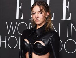 Sydney Sweeney luce bustier de cuero y arrasa en Los Ángeles