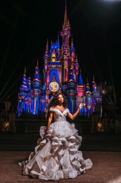 Lanzan vestido de novia en honor a los 50 años de Walt Disney World