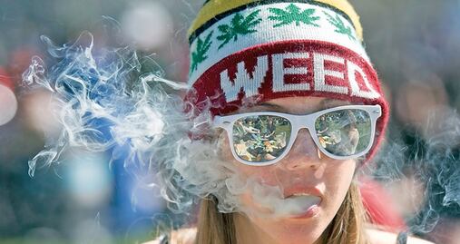 Advierte EU por uso de marihuana entre adolescentes y embarazadas