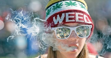 Advierte EU por uso de marihuana entre adolescentes y embarazadas