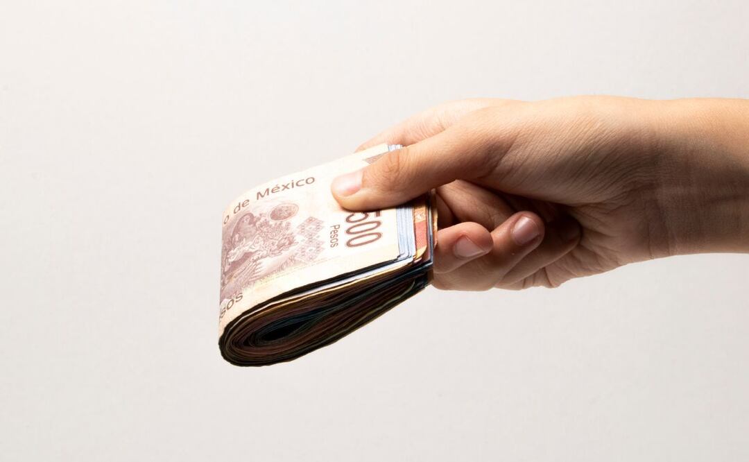 Pago doble aguinaldo 2023: Qué pasó con la reforma de 30 días en México. Foto: iStock / Jose Antonio Barba