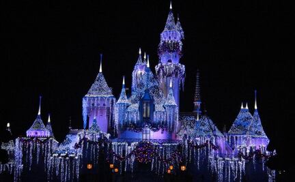 Así es el espectáculo nocturno de Disneyland para Navidad