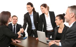 12 empleos con salarios de más de 60 dólares por hora en EU