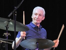 Muere Charlie Watts, baterista de los Rolling Stones