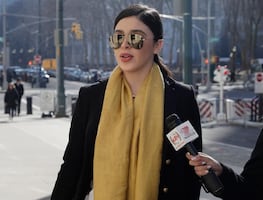 Emma Coronel dice extrañar a su esposo ‘El Chapo’ Guzmán’ mientras triunfa en el modelaje