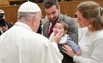 Papa lamenta que perritos y gatitos remplacen a los hijos