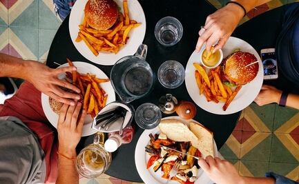 Mata de un tiro a empleado de restaurante por "tardar con la comida"