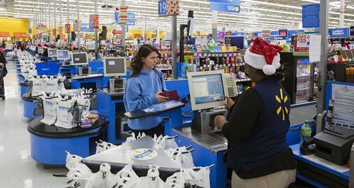¿Cuánto ganan los empleados de Walmart en EU?