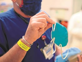 Estudio muestra eficacia de cubrebocas KN95 sobre mascarillas quirúrgicas