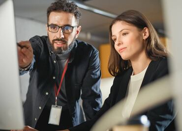 ¡Lanzan TRABAJO en Embajada de EU en México! Pagan $393,000 al año a expertos en informática