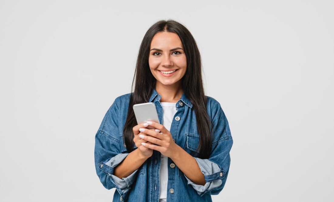 ¿Quieres cambiar de compañía telefónica? IFT elimina los plazos forzosos e impone nuevas medidas. Foto: iStock / Inside Creative House