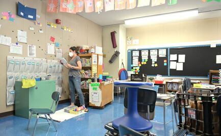 Nueva York vuelve a aplazar retorno presencial a las escuelas