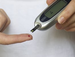 Farmacéutica Eli Lilly reduce en un 70 % sus precios de la insulina