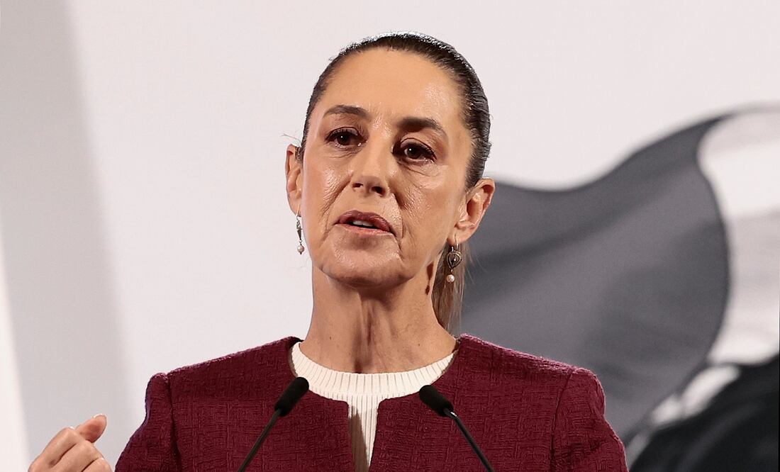 Sheinbaum niega conocer a abogado de 'El Mayo' y dice que no hay "complicidad" con nadie. EFE/ José Méndez
