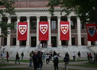 Deportan a alumno de Harvard por “posts" de sus amigos en Líbano