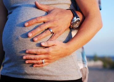 Por cuarto año consecutivo, disminuyen los nacimientos en EU