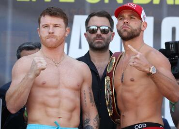 “Canelo” arrasa en ceremonia de pesaje ante Billy Joe