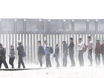 Migrantes demandan a Trump por cambios en petición de asilo en EU