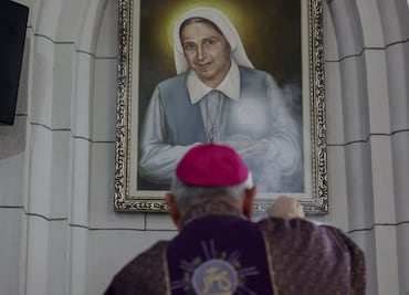 ¿Quién es Carmen Rendiles, la primera santa venezolana aprobada por el Papa? ¿Qué milagro realizó?