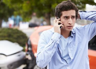 Los estadounidenses arriesgan su vida por el celular: estudio