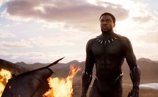 Disney homenajea a Chadwick Boseman con un nuevo inicio de 'Black Panther'