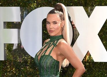 CJ Perry impacta en Instagram con bikini casi imposible de llevar