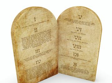 Subastarán en Nueva York la tableta de los Diez Mandamientos más antigua conocida